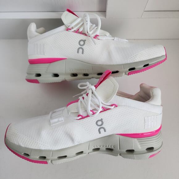 On Cloud CloudNova Barbie Women's Carnation Pink White Running Shoe  M7/W8.5 NEW - Picture 5 of 10